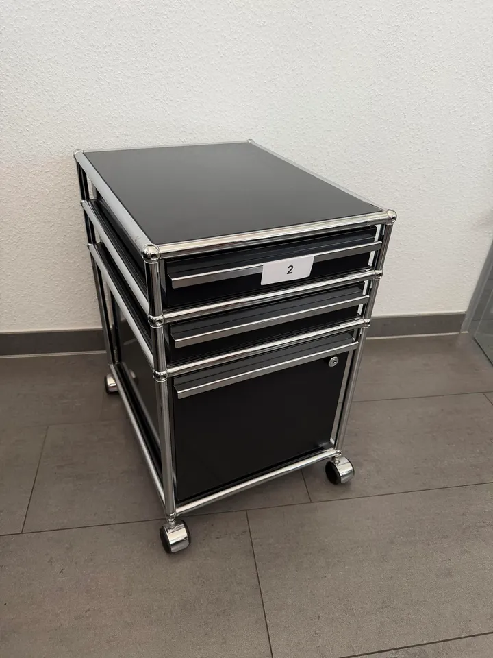 USM Haller Rollcontainer